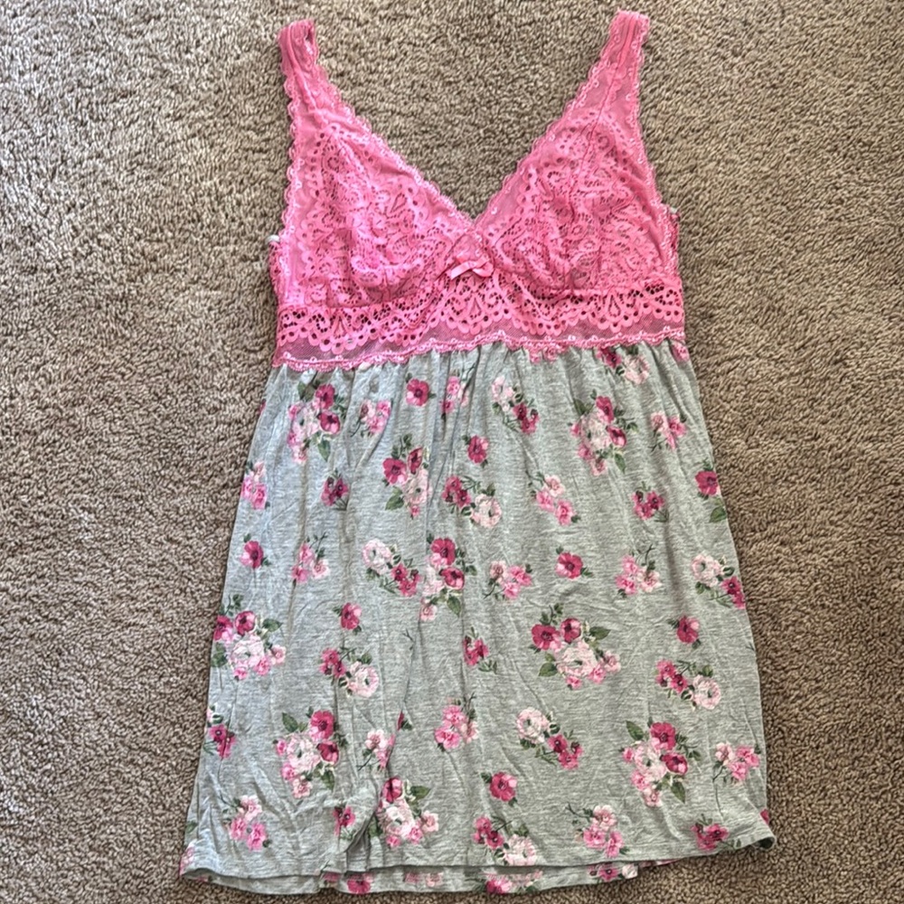 Thalia Sodi Pink Lace Floral Nightgown